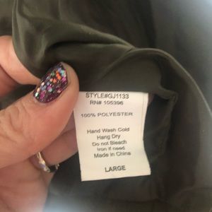 Cesttoi olive puffer jacket w/ belt & fur collar